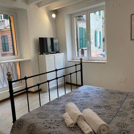 Travi E Grigio Studio Maddalena - Genovainrelax Apartamento Exterior foto