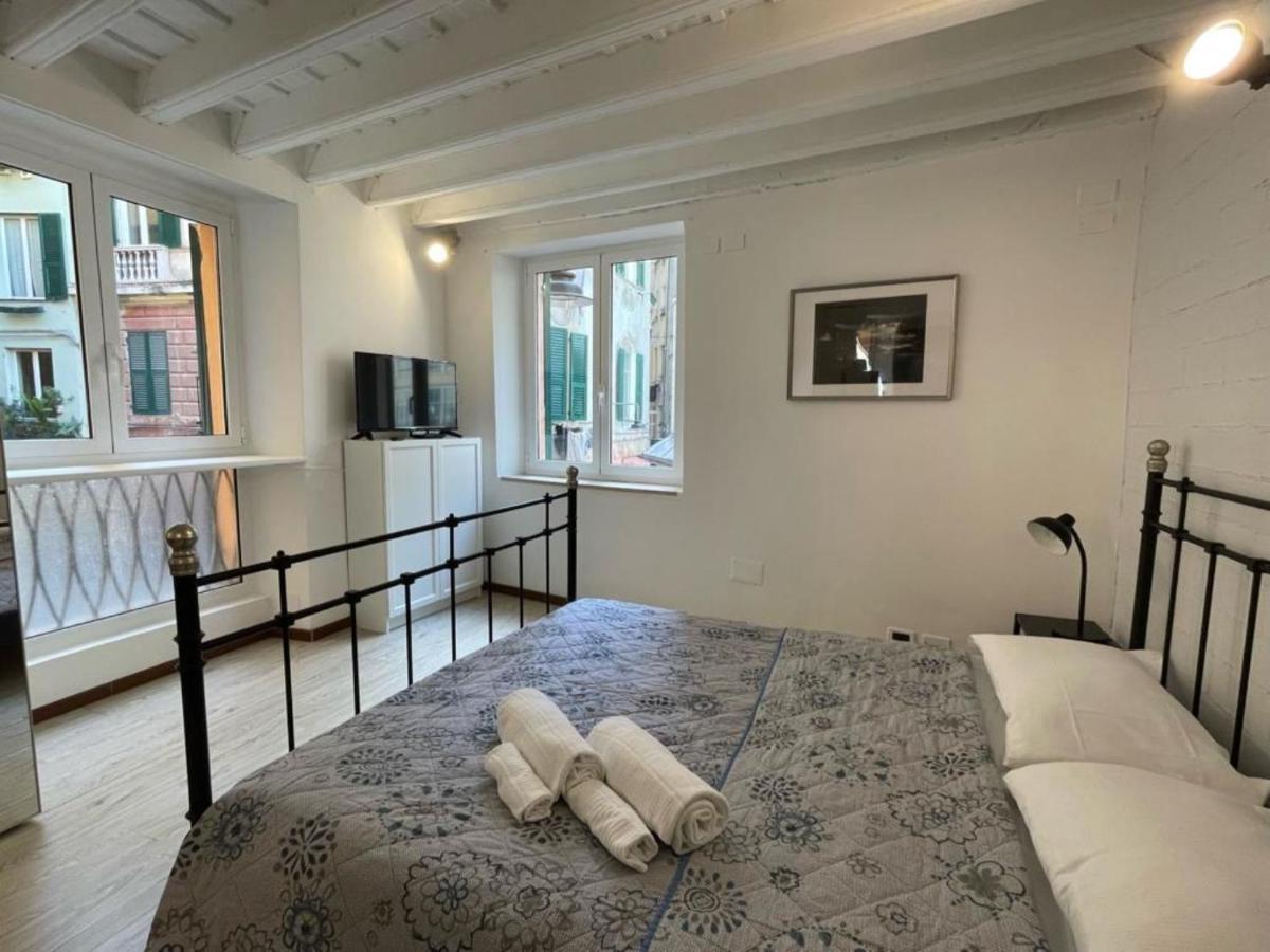 Travi E Grigio Studio Maddalena - Genovainrelax Apartamento Exterior foto